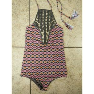 ACACIA SWIMWEAR TEAHUPO'O ONE PIECE // NAVAJO //